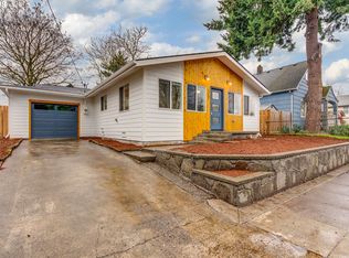 1132 NE Roselawn St, Portland, OR 97211