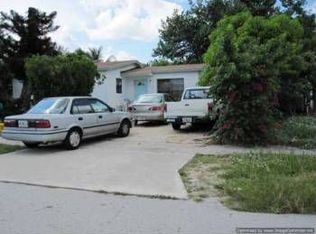 2751 NE 4th St, Boynton Beach, FL 33435