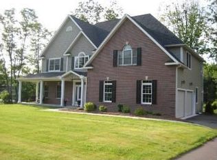 8 Halon Ter, East Longmeadow, MA 01028