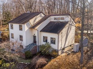 24 Valley Dr, Randolph, NJ 07869