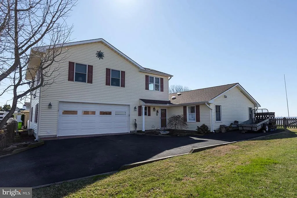 200 Beachside Dr photo 1