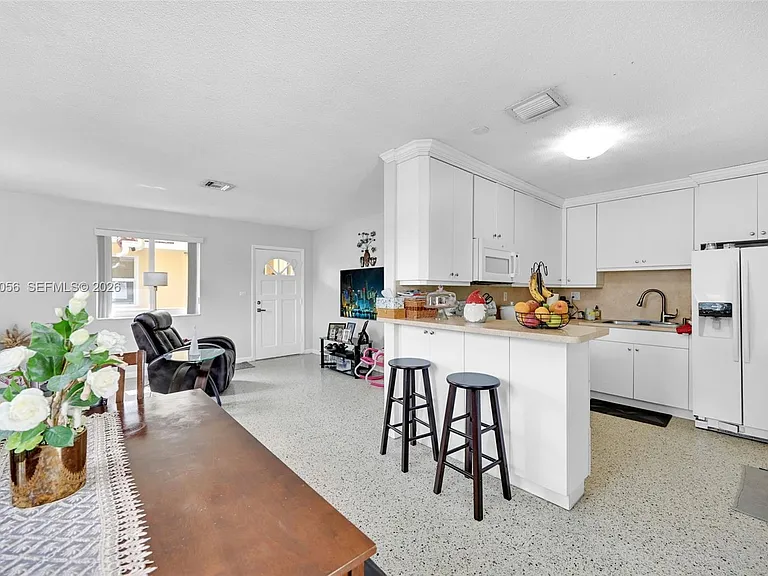 9720 SW 37th Ter — Photo 12