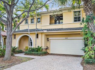 1043 Vintner Blvd, Palm Beach Gardens, FL 33410