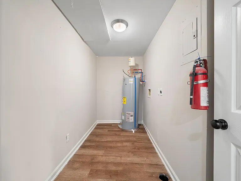 Bay Vista — Photo 20