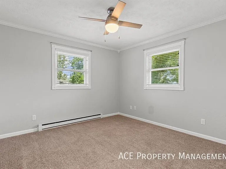 4430 Steeler Ln — Photo 9