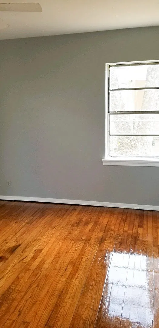 4 Bedrooms! — Photo 4