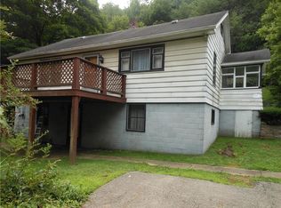 803 Baileys Run Rd, Tarentum, PA 15084