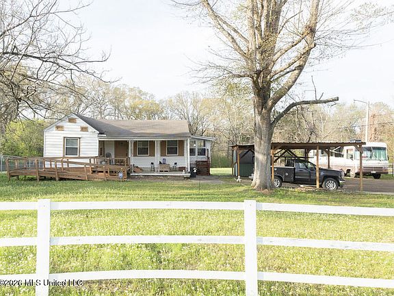 2nd image of 144 Plummer Cir