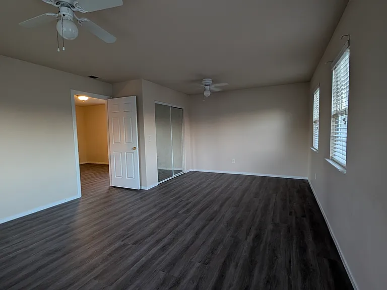 2009 Foothill Vista Dr — Photo 31