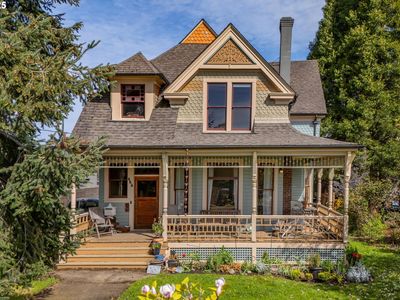 863 NE Ainsworth St, Portland, OR, 97211