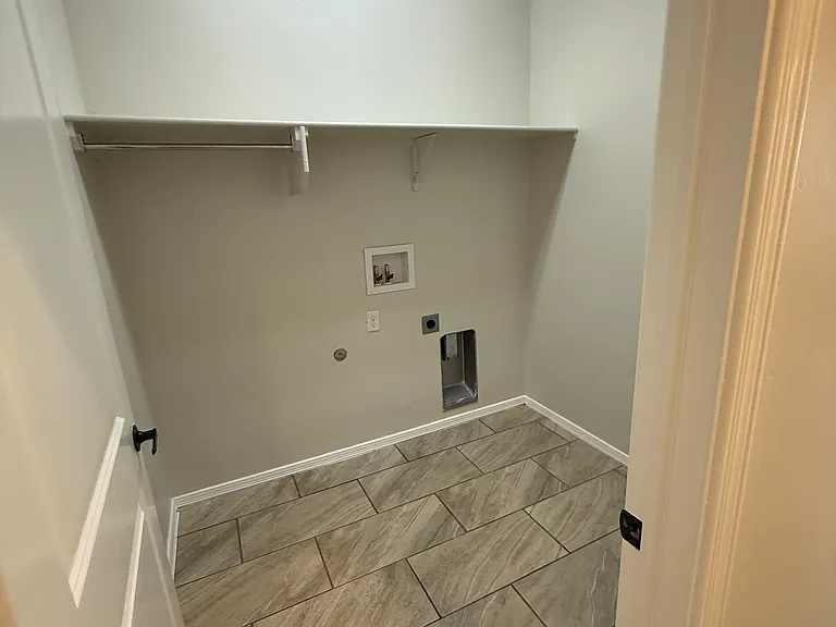 3660 Sienna Ave — Photo 20