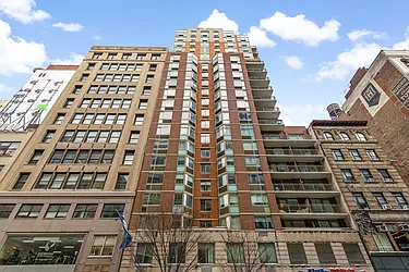 Rented by 4 Points Properties