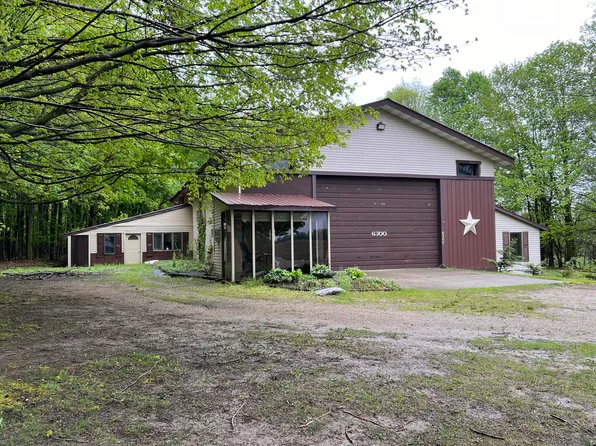Quackenbush Rd, Reading, MI 49274