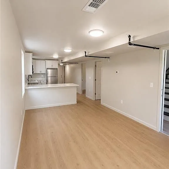 134 Florence St #2 — Photo 3