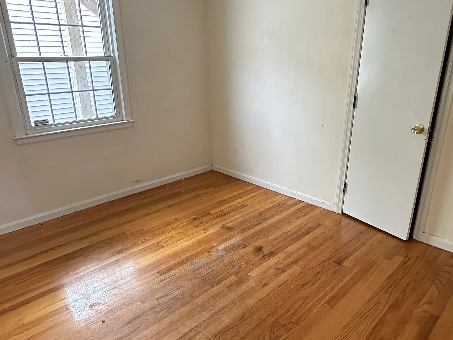 3 bed, $1,700 — Photo 4
