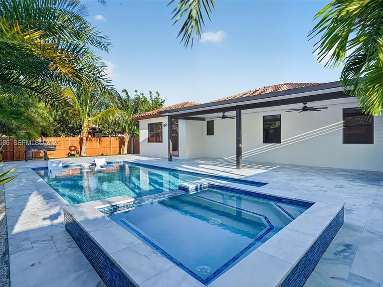 2371 SE 1st Ct — Photo 47