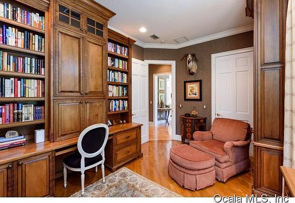 5th image of 7507 SE 12th Cir