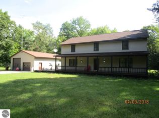 11438 N Genuine Rd, Clare, MI 48617