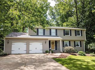 8520 Black Oak Dr NE, Warren, OH