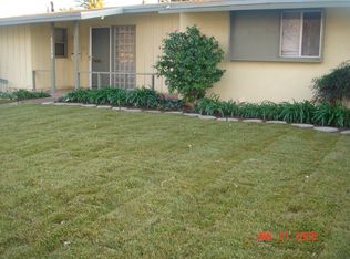 19516 Ingomar St, Reseda, CA 91335