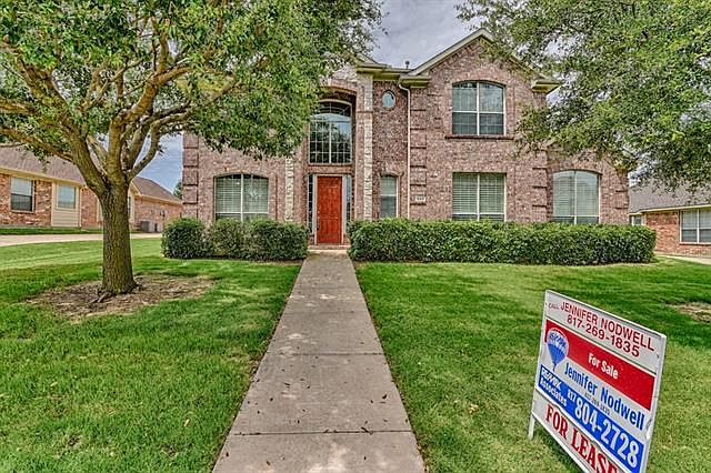 1st image of 605 Walnut Bend Dr
