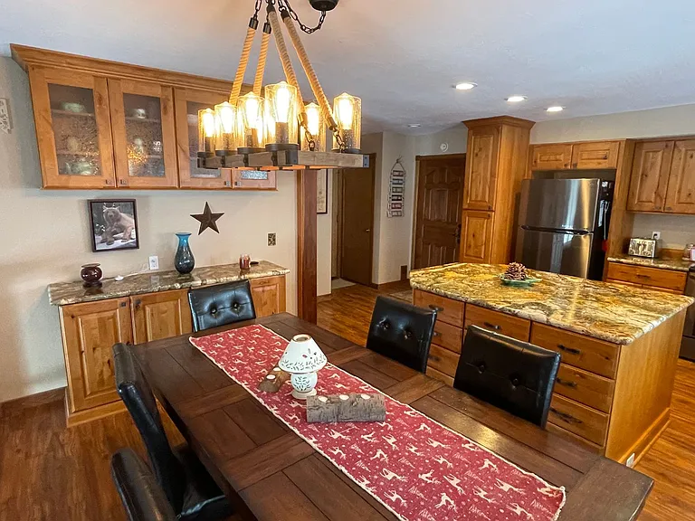 654 Jeff Ln — Photo 40