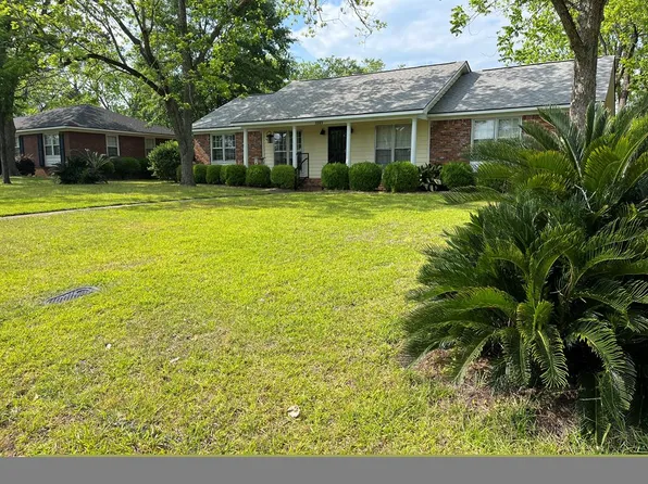 2109 Acker Dr, Albany, GA 31707