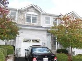 245 Summerhill Dr, Morris Plains, NJ 07950