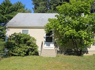 4 Stratton Dr, Hudson, MA 01749