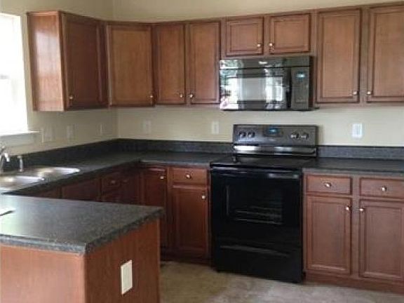 4th image of 2298 Trevvett Dr