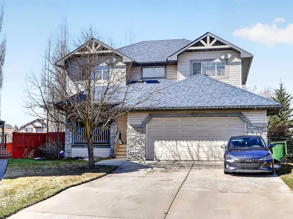 765 Qualicum Beach Bay, Chestermere, AB T1X 1J1