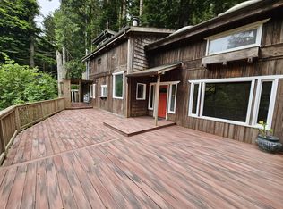 7366 Berta Rd, Eureka, CA 95503