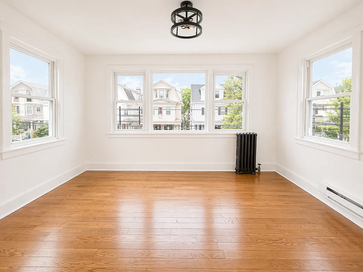 Building Photo - 159 N 12th St #2