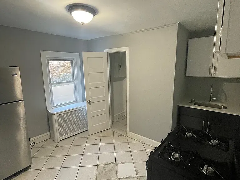 262 Chadwick Ave #6D — Photo 3
