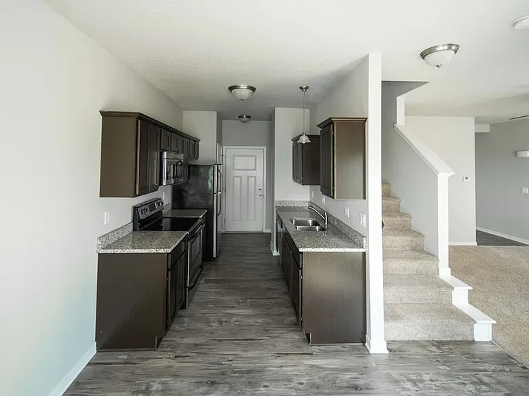 The Village at The Grove Townhomes — Photo 22