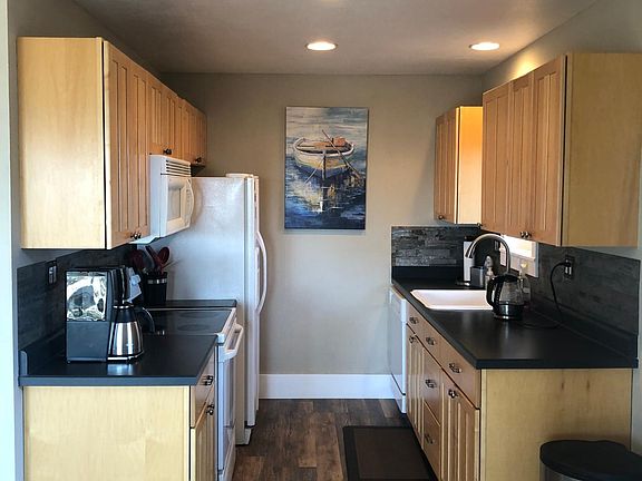 2nd image of 788 Bigler Ct #B