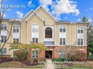 12911 Alton Sq APT 101, Herndon, VA 20170