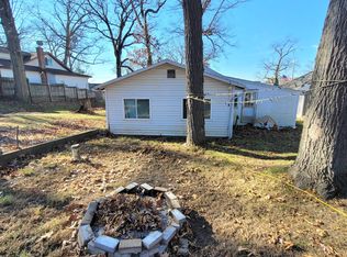 2711 Bartlett Rd, Pleasant Lake, MI 49272