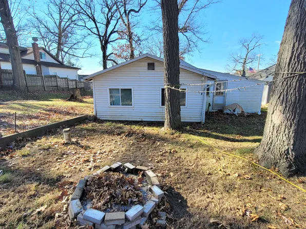 2711 Bartlett Rd, Pleasant Lake, MI 49272