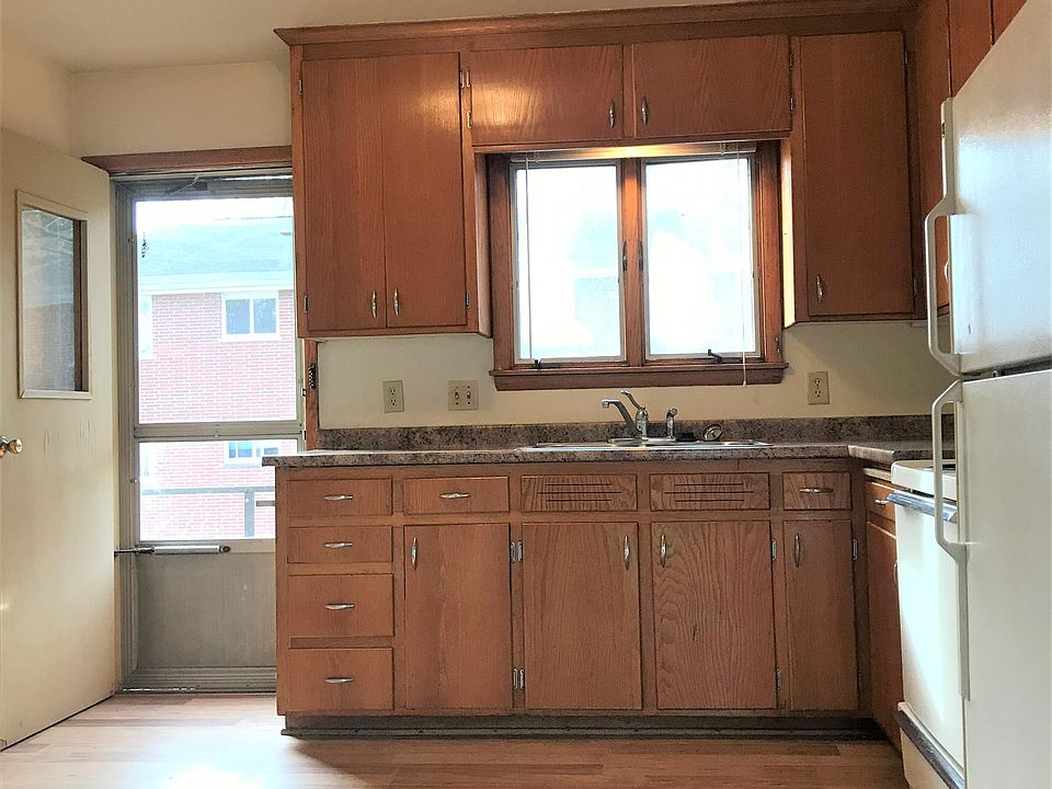 Kitchen to Small Balcony