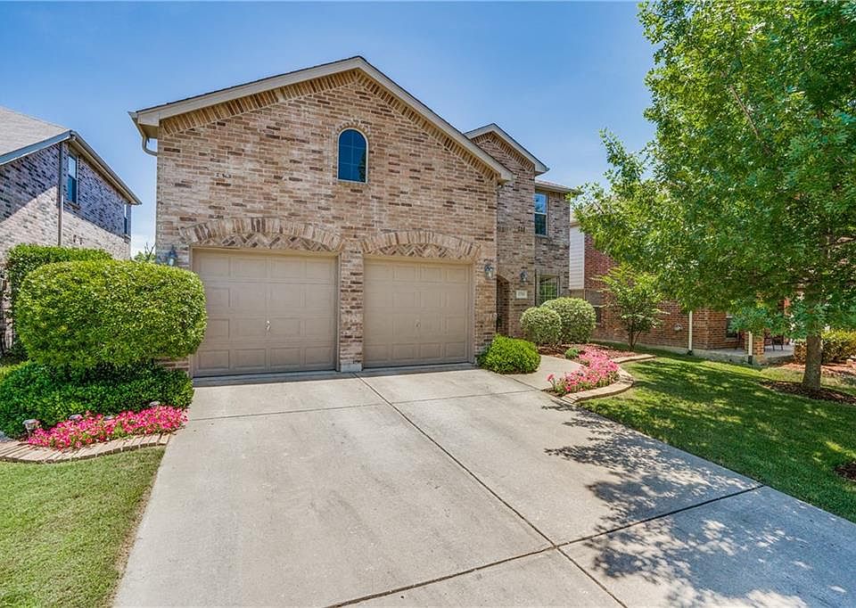1st image of 2720 Indian Oak Dr