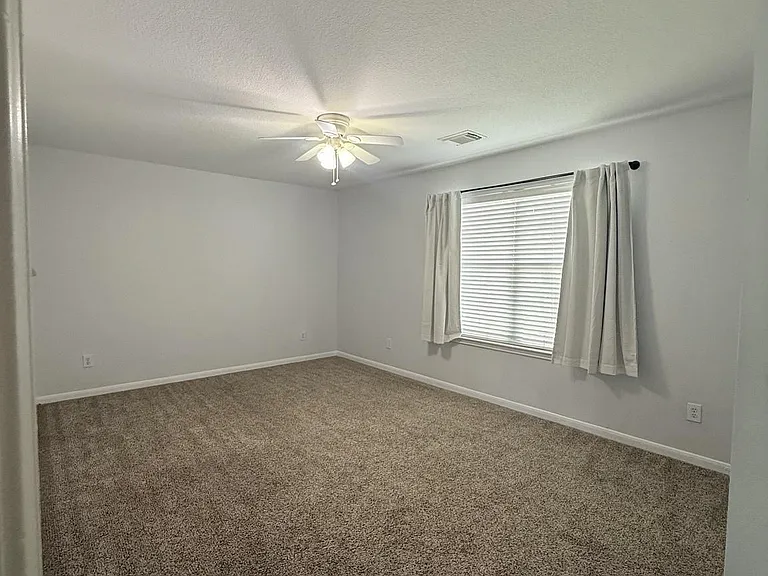 2219 Gable Hollow Ln — Photo 23