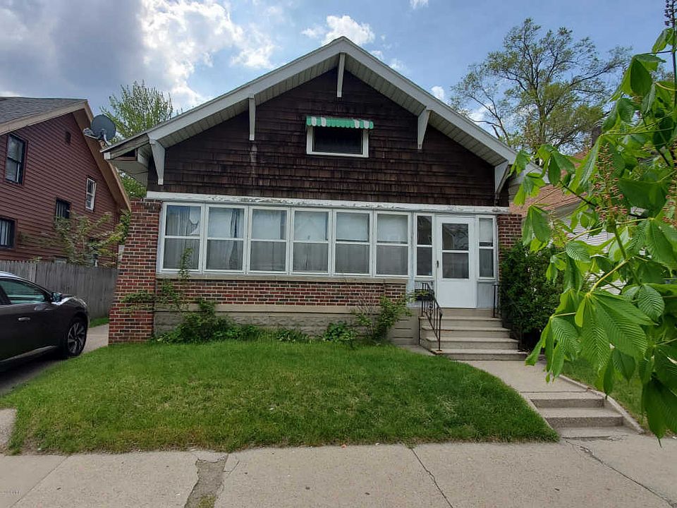 1st image of 1935 Palace Ave SW