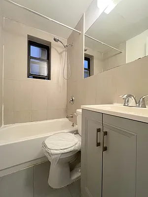 Rented by Smart City Real Estate LLC | media 9