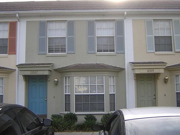 2nd image of 13537 Embassy Park Ct