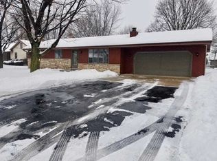 2316 W Wintergreen Dr, Appleton, WI 54914