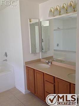 4th image of 1402 NE 33rd Ln