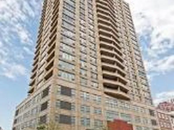 200 N Jefferson St APT 2307, Chicago, IL 60661