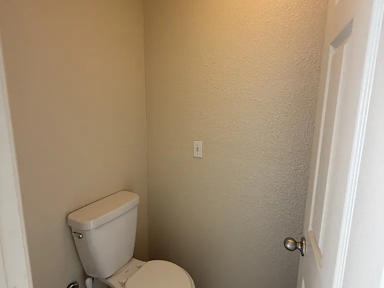 506 Sonoma Ave — Photo 15