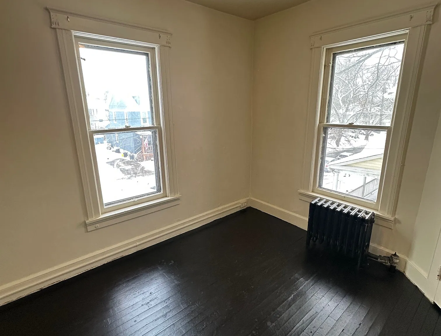 27 Duane Avenue - 2 — Photo 2